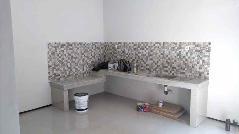 dijual rumah margahayu raya