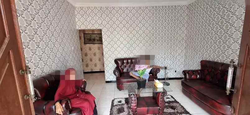 dijual rumah margakencana