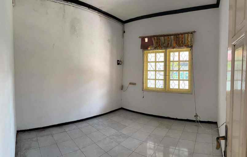 dijual rumah medokan asri