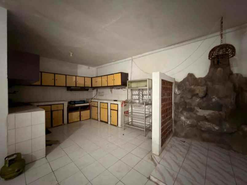 dijual rumah medokan asri