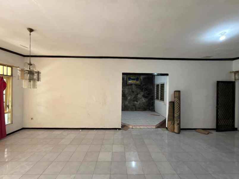 dijual rumah medokan asri