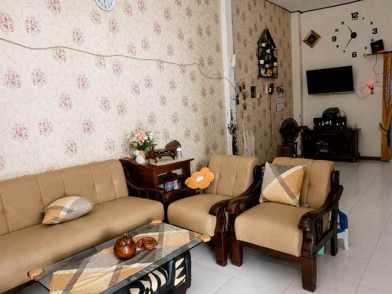 dijual rumah medokan sawah