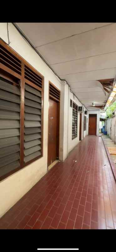 dijual rumah menteng