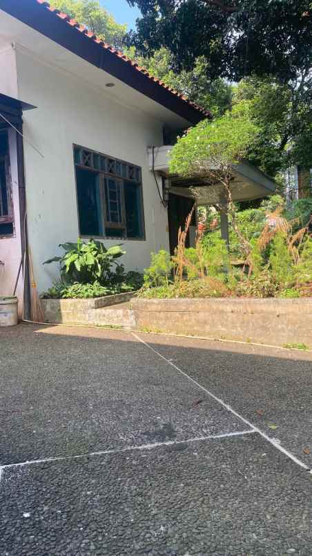 dijual rumah menteng