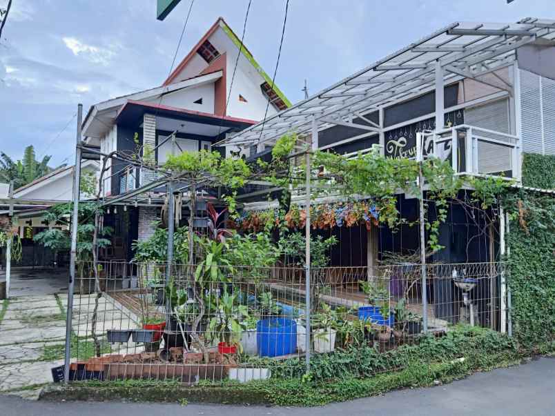 dijual rumah minimalis bonus cafe area tanah baru