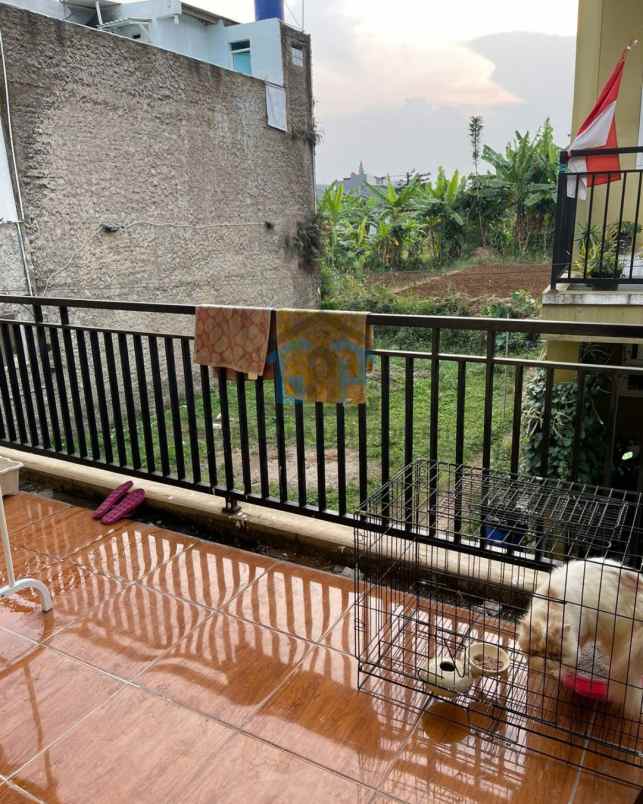 dijual rumah minimalis kavling cihanjuang siap huni