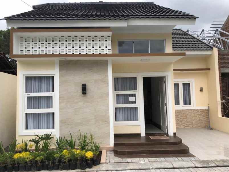 dijual rumah modern minimalis di kalasan