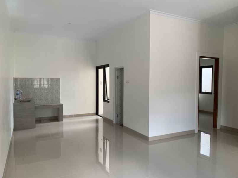 dijual rumah modern minimalis di kalasan