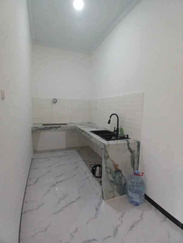 dijual rumah msmpang pancoran mas depok