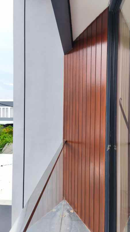 dijual rumah mulyosari