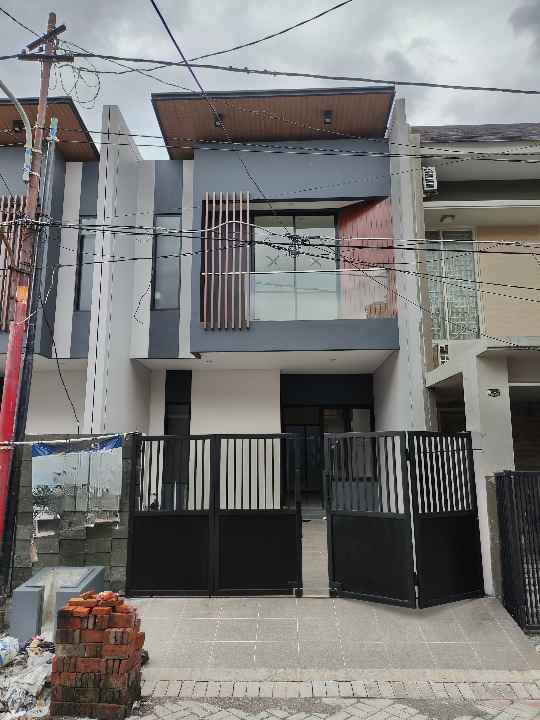 dijual rumah mulyosari