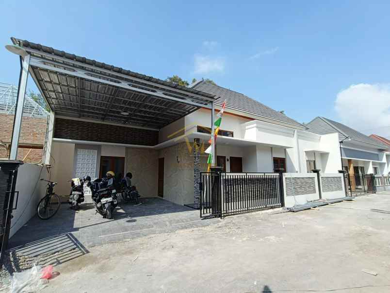 dijual rumah ngaglik sleman