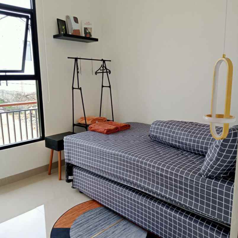 dijual rumah ngamprah