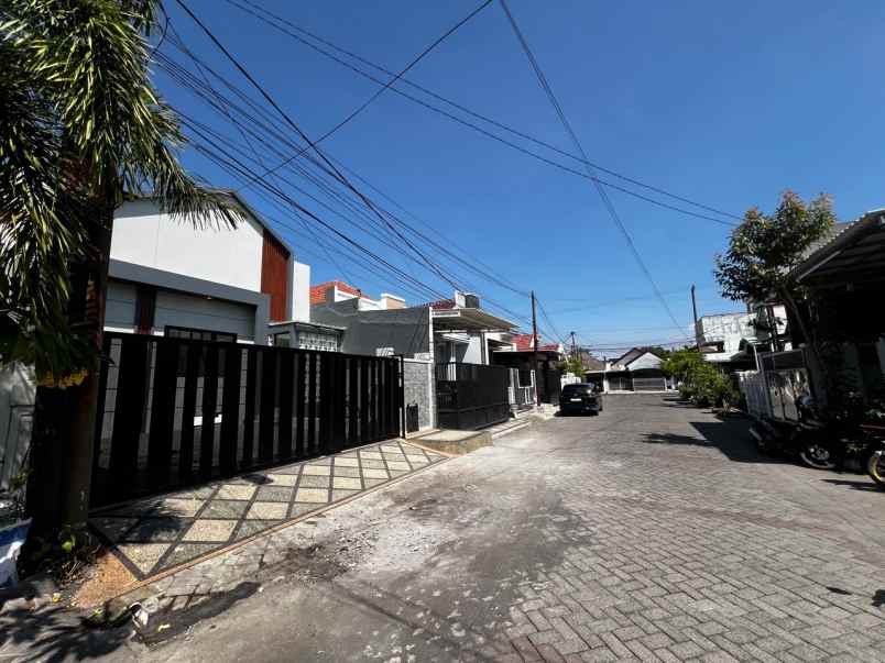 dijual rumah nirwana ekse