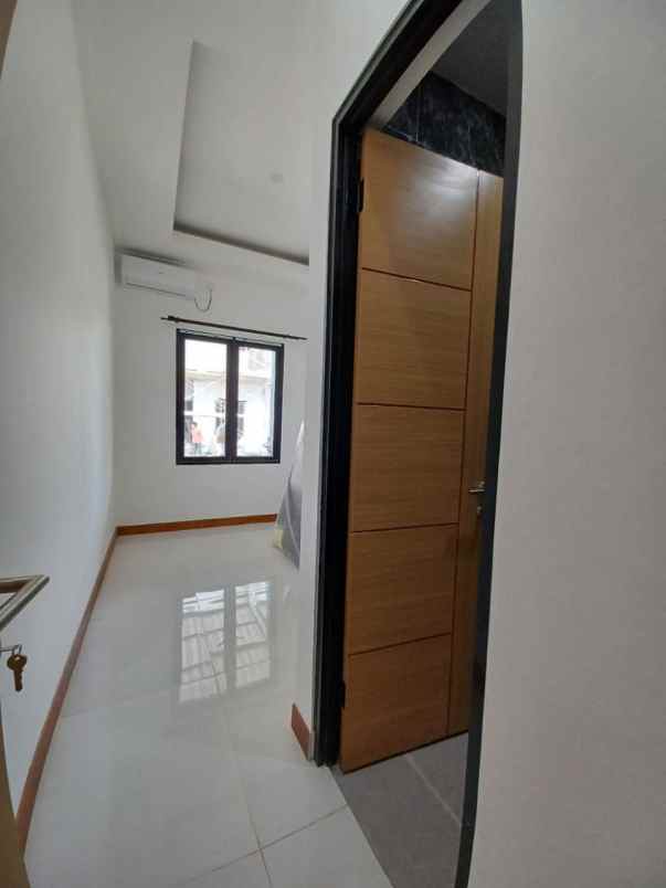 dijual rumah no1 jln beringin raya