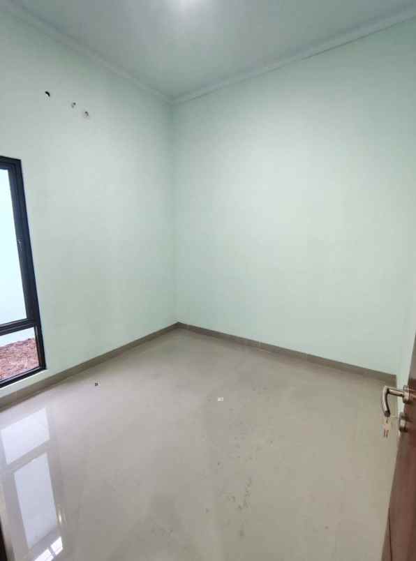 dijual rumah pabuaran kec cipayung depok