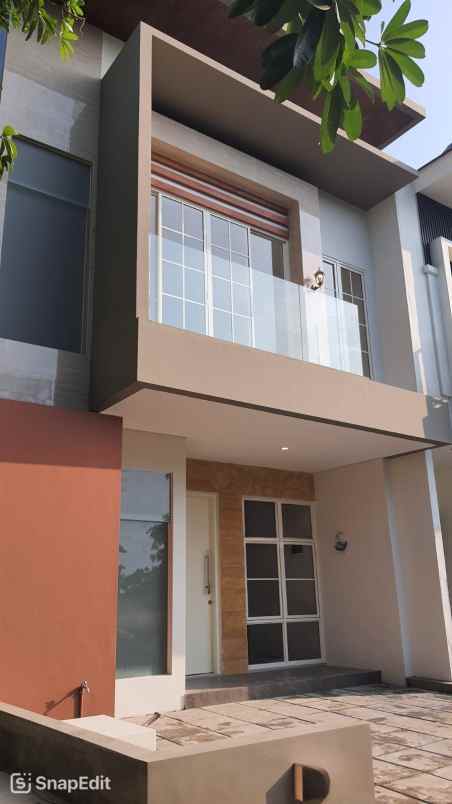 dijual rumah pakuwon city zimbali costa