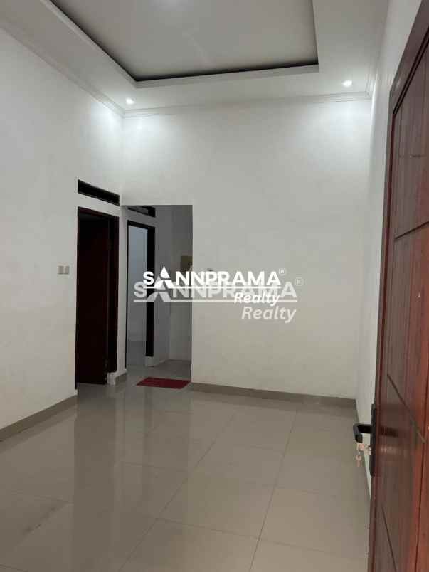 dijual rumah pasir putih