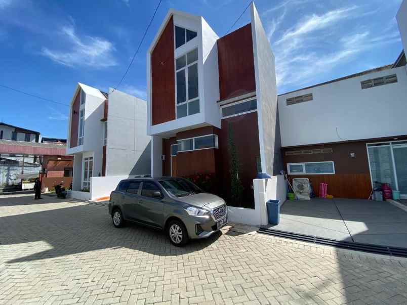 dijual rumah pasteur bandung