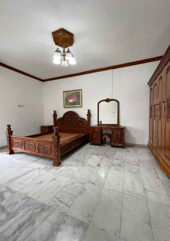 dijual rumah pejaten barat