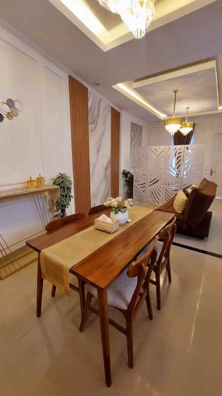 dijual rumah pekayon pasar rebo jakarta