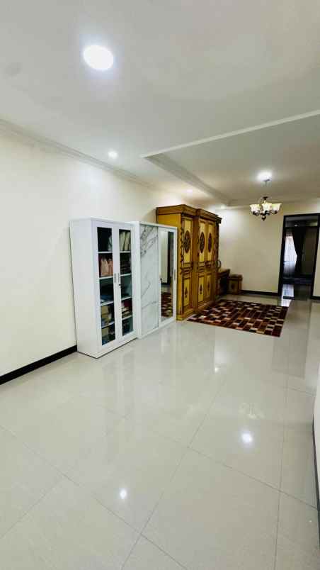 dijual rumah pengadegan timur pancoran
