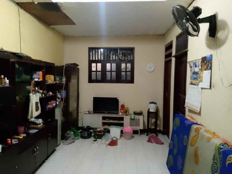 dijual rumah penggilingan
