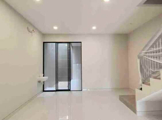 dijual rumah penjaringan asri