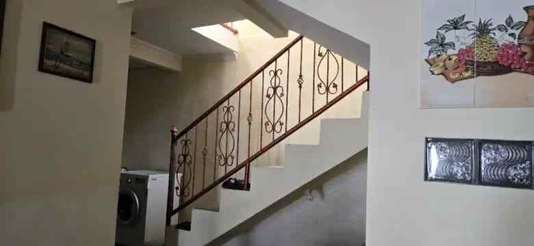 dijual rumah perum rawalumbu jembatan 7