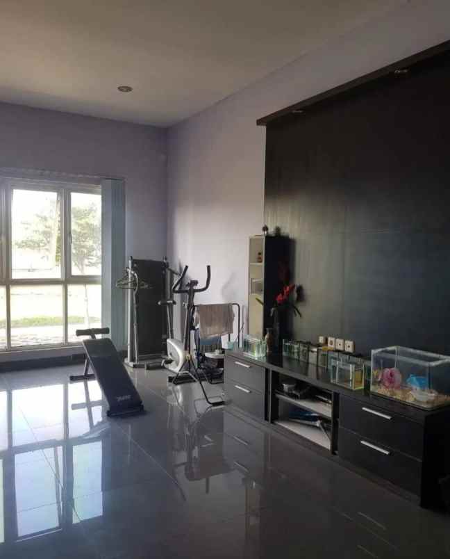 dijual rumah perumahan alam galaxy