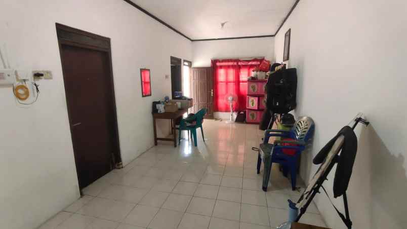 dijual rumah perumahan anggunan jelidro