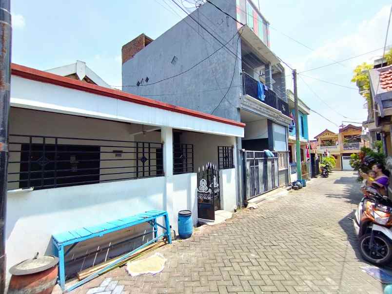 dijual rumah perumahan anggunan jelidro