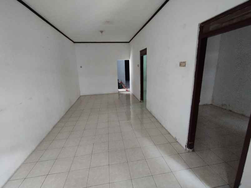 dijual rumah perumahan anggunan jelidro