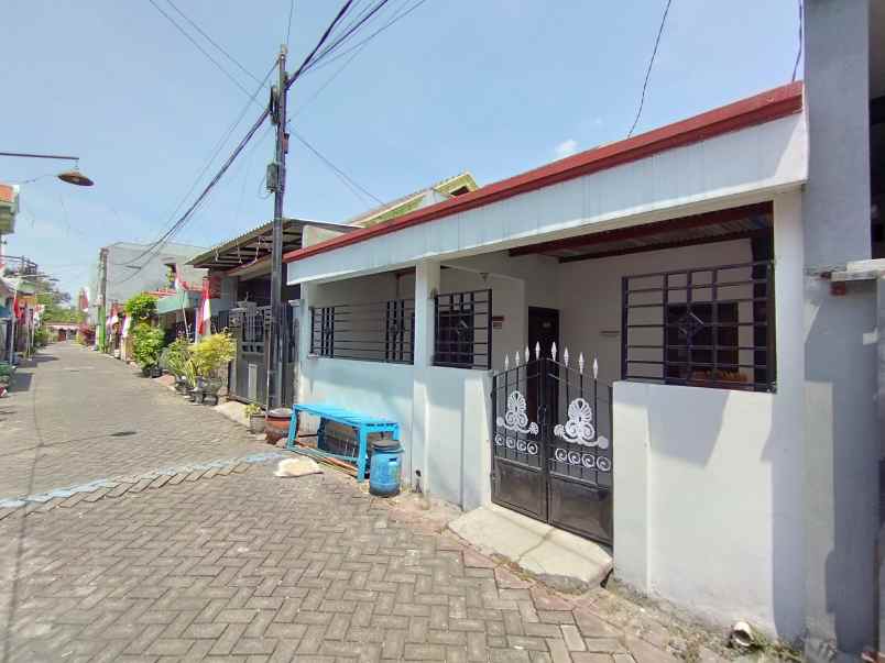 dijual rumah perumahan anggunan jelidro