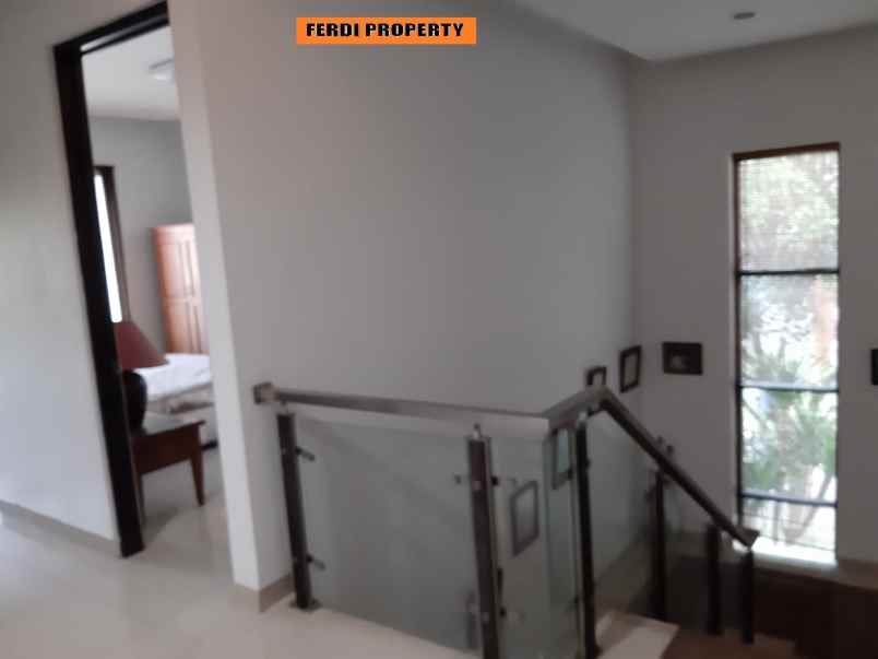 dijual rumah perumahan citra gran cibubur