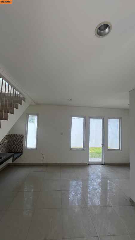 dijual rumah perumahan citra gran cibubur