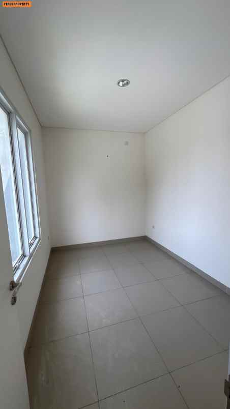 dijual rumah perumahan citra gran cibubur