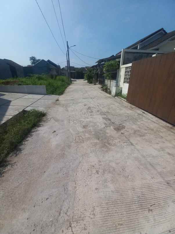 dijual rumah perumahan griya kencana
