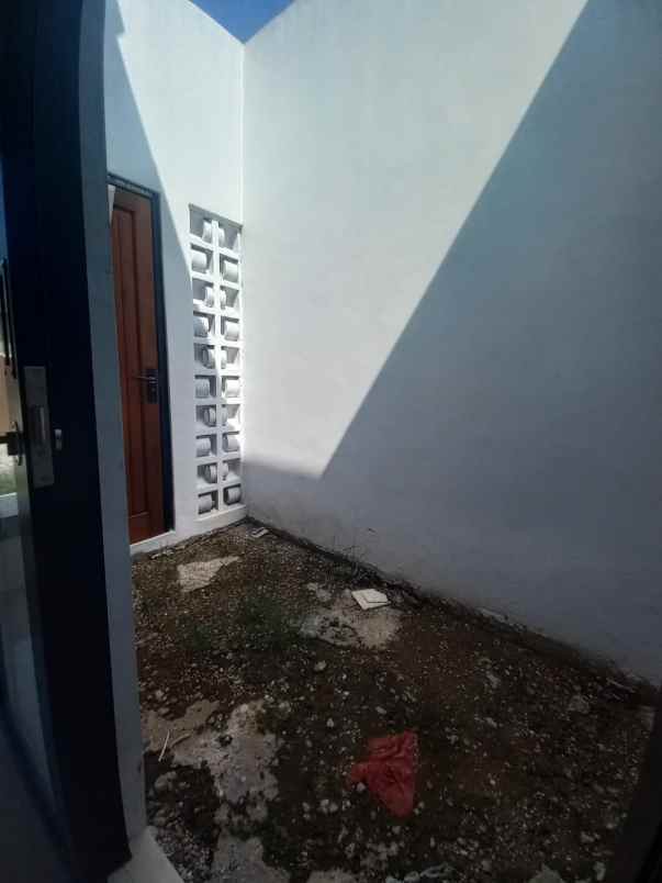 dijual rumah perumahan griya kencana