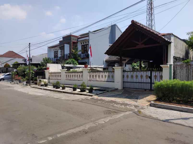 dijual rumah perumahan jakapermai