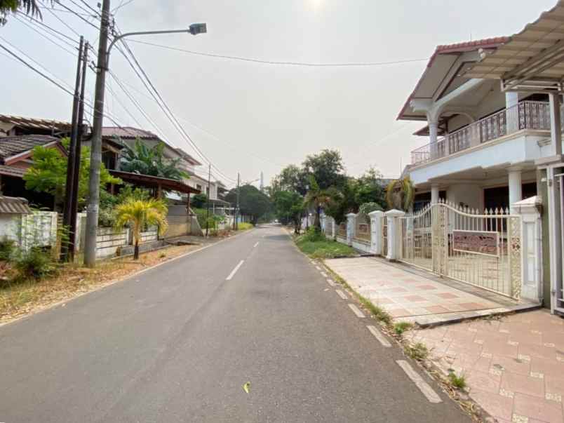 dijual rumah perumahan pondok kelapa