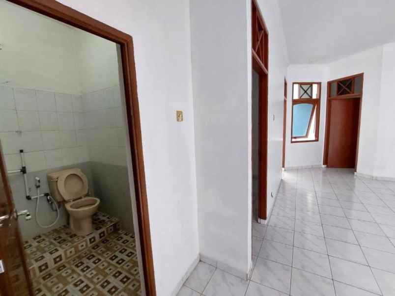 dijual rumah perumahan satwika permai