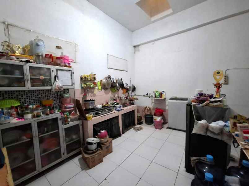 dijual rumah perumahan taman harapan