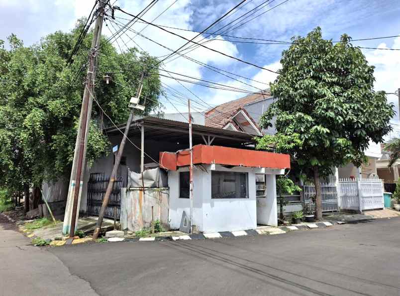 dijual rumah perumahan taman harapan