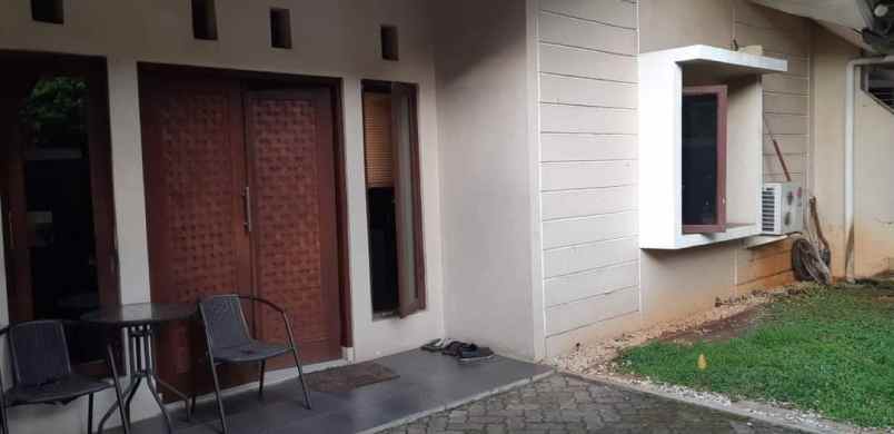 dijual rumah perumahan wisma cakra