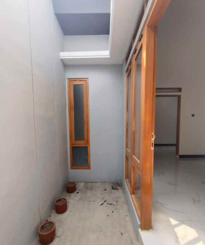 dijual rumah pleret