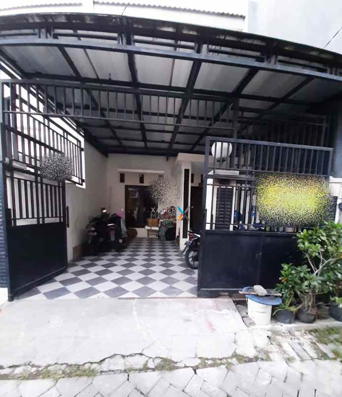 dijual rumah ploso