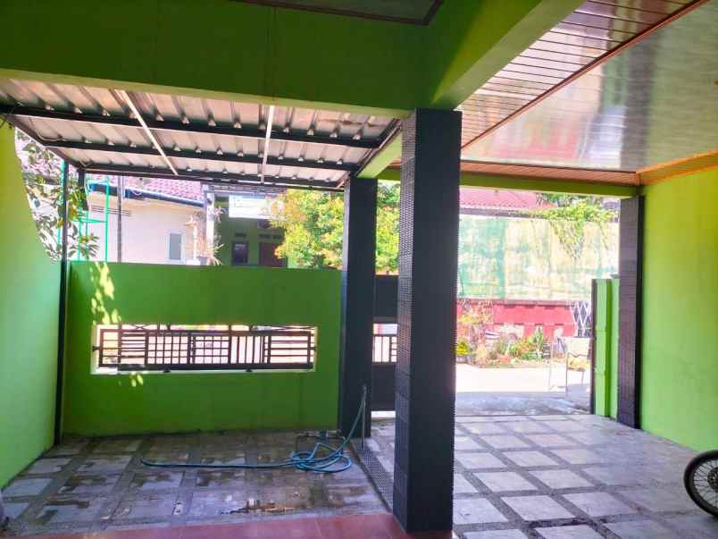 dijual rumah plumbungan karangmalang