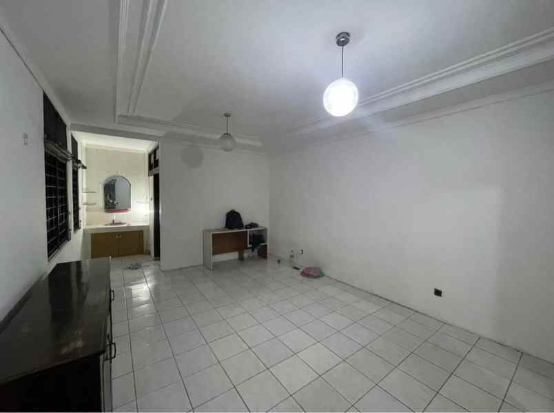 dijual rumah pondok bambu