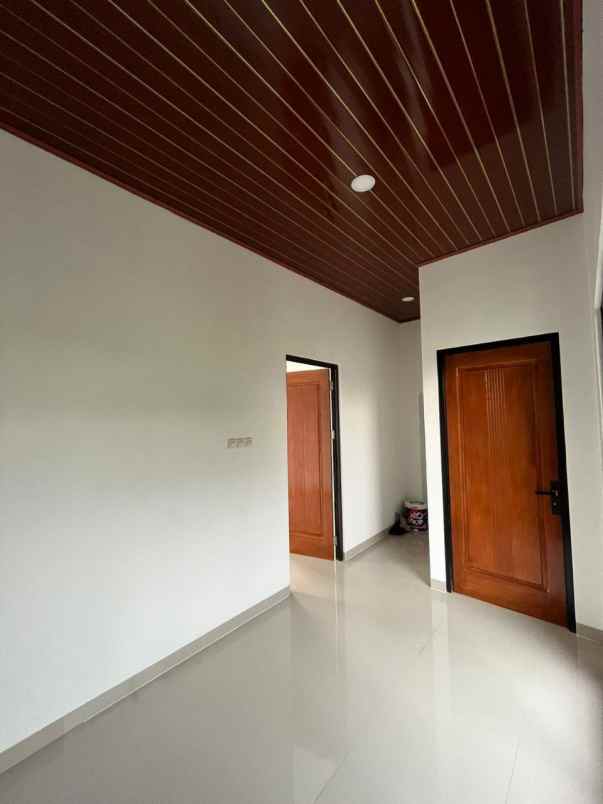 dijual rumah pondok benda